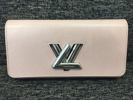 ルイヴィトンのエピ ポルトフォイユ・ツイストの買取実績です。