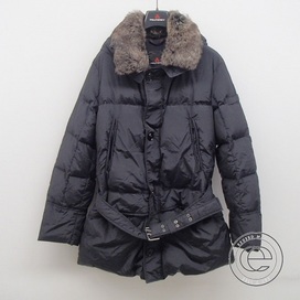 ピューテリーのハリケーン　ファー付きダウンの買取実績です。