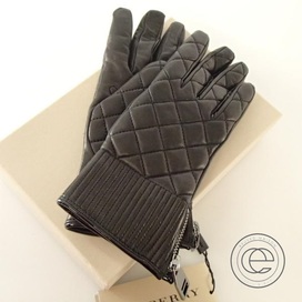 バーバリーのラムレザー キルティング グローブの買取実績です。