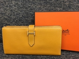 エルメスのベアンスフレ シェブルミゾル ムタードの買取実績です。