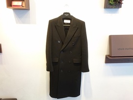 サンローランの2015年製カシミヤ混ウールダブルチェスターコートの買取実績です。