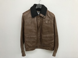 ポルシェデザインの50周年限定 レザージャケットの買取実績です。