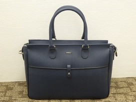 フルラのメンズ アポロ ２ＷＡＹレザートートバッグの買取実績です。