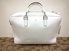 セラピアンのホワイト シングル ブリーフケースの買取実績です。
