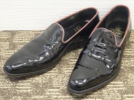 クロケット&ジョーンズの黒　KENRICK2　パテントローファーの買取実績です。