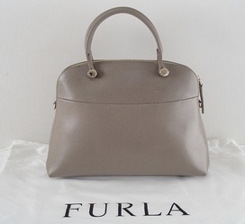 フルラのグレージュ パイパーの買取実績です。