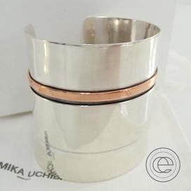 フミカウチダのレッドライン バングルの買取実績です。