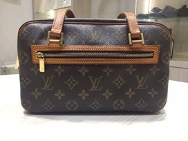 ルイヴィトンのモノグラム　シテMM　2002年製の買取実績です。