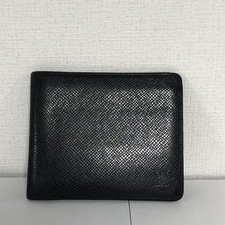 ルイヴィトン M30531 タイガ ポルトフォイユミュルティプル ノワール 二つ折り財布 買取実績です。