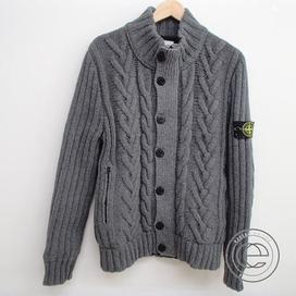 ストーンアイランドの中綿入り　ニットカーディガン/ジャケットの買取実績です。