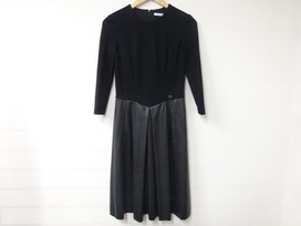 フォクシーの33733 フェイクレザー ドッキング ワンピースの買取実績です。