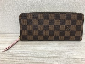 ルイヴィトンのダミエ　17年製　ポルトフォイユクレマンス　スリーズ　N60534の買取実績です。