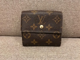 ルイヴィトンのモノグラム　フルリ　M60235 ポルトフォイユエリーズ　10年の買取実績です。