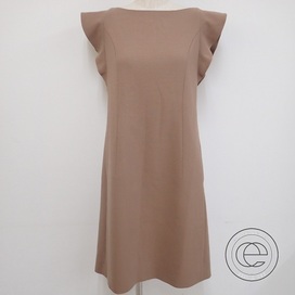 フォクシーの17年製 37771 茶 フレンチスリーブ ワンピースの買取実績です。