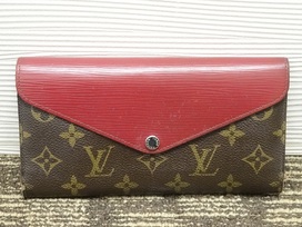 ルイヴィトンの12年製 モノグラムエピ ポルトフォイユ マリールーの買取実績です。