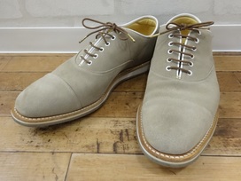 チャーチのカーキ　HIRST　スエードシューズの買取実績です。