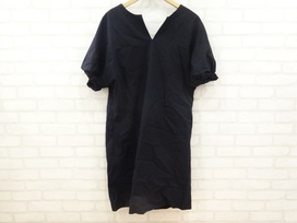 アドーアの17年製 Vネック コクーンワンピースの買取実績です。