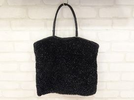 アンテプリマの黒　ファスナー付き　ワイヤーバッグの買取実績です。