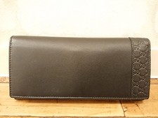 グッチ ミストラル カーフ 25643 2つ折り長財布 買取実績です。