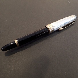 モンブランのマイスターシュテック モーツァルト 万年筆 ※使用感ありの買取実績です。