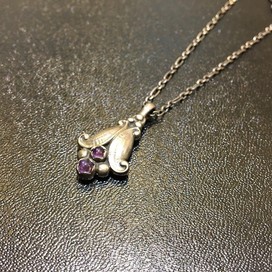 ジョージジェンセンの1993年　イヤーネックレスの買取実績です。