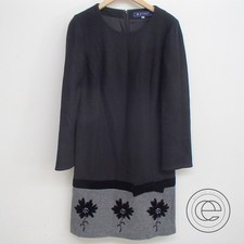 エムズグレイシー 2015年 ウール ベロア&スパンコール刺繍 切替デザイン 長袖ワンピース 買取実績です。