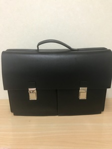 グッチ 015･3705　レザー ブリーフケース 買取実績です。