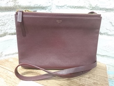 セリーヌ トリオ ショルダーバッグ 買取実績です。