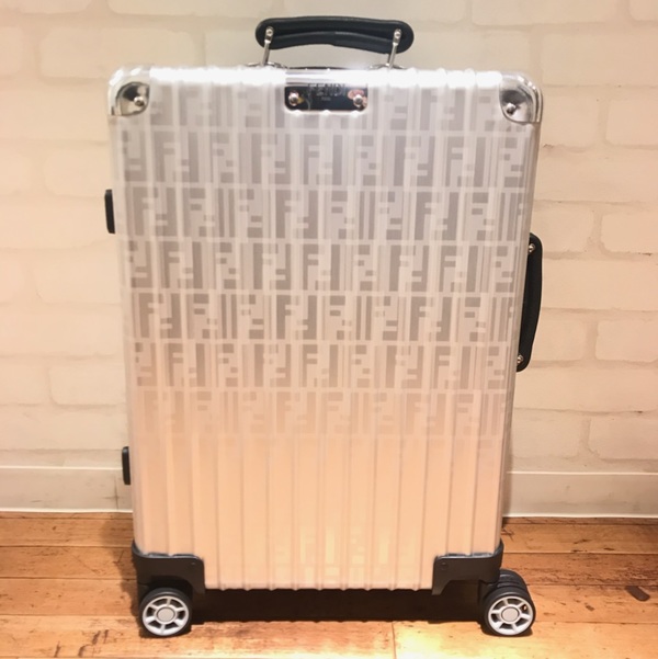 フェンディ（FENDI）×リモワ（RIMOWA）のコラボキャリーケースをお買取