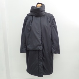 ジルサンダーの国内正規マフラー付 ノーカラーダウン コートの買取実績です。