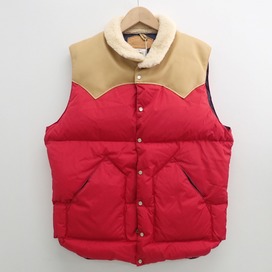 ロッキーマウンテンのクリスティベスト 襟ボア ヨークシープレザー/ナイロン切替 ダウンベストの買取実績です。