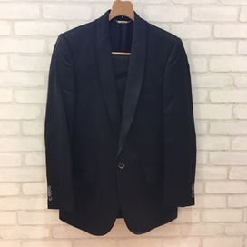 ドルチェ&ガッバーナの国内正規 パンチングデザイン スーツの買取実績です。
