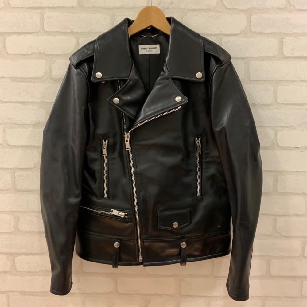 銀座本店でサンローラン（SAINT LAURENT）の2014年春夏モデルの