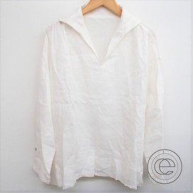 ネストローブのリネン100% 襟付Vネックプルオーバー 長袖カットソーの買取実績です。