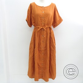 ネストローブのリネン ノーカラー ワンピースの買取実績です。