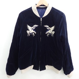 テーラー東洋のWHITE EAGLE×WHITE TIGER刺繍   ベロア サテンキルト リバーシブルスカジャンの買取実績です。