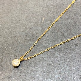 アガットのK18YG　0.1ct　ダイヤネックレスの買取実績です。
