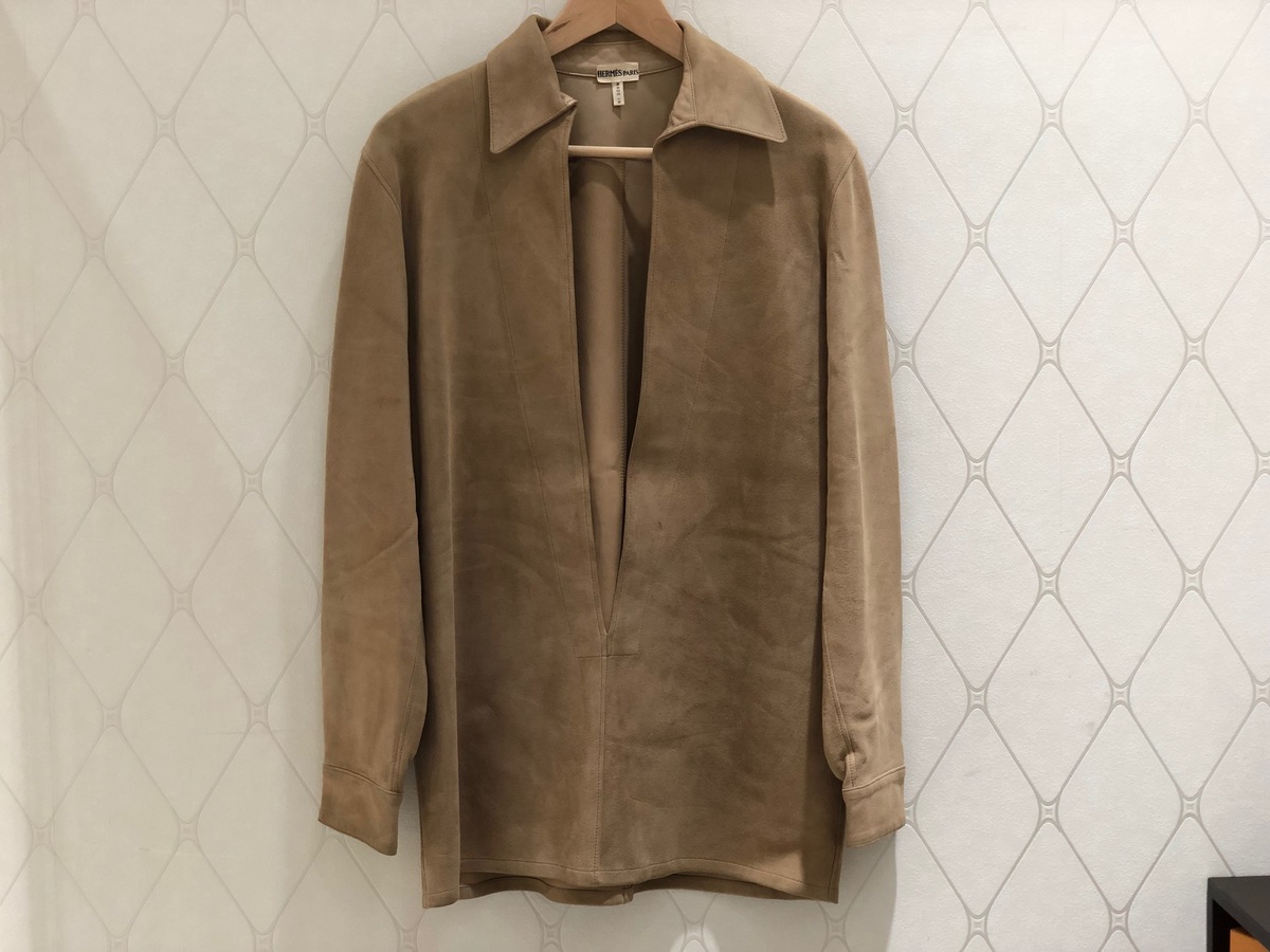 渋谷店では エルメスのレザーシャツ（ヴァルーズ）を買取ました。 買取