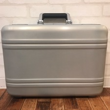 ゼロハリバートン シルバー アタッシュケース 買取実績です。
