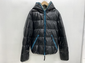 デュベティカの並行　黒　DIONISIO　レザー　ダウン　ジャケットの買取実績です。