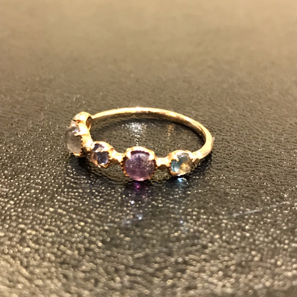 アガット（agete）を新宿で買取。K10 マルチカラー ストーンリングを