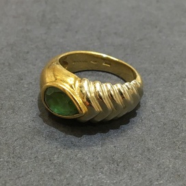 ブルガリの750YG トゥボガス グリーントルマリン リングの買取実績です。