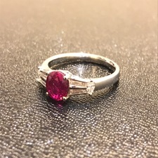 ルビー Pt900 1.43ct D0.31ct ルビーリング 買取実績です。