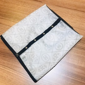シャネルのカメリア×ココマーク レインケープの買取実績です。