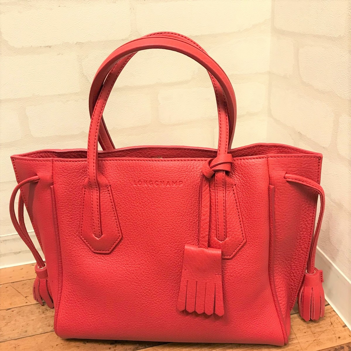 ロンシャンのペネロペ フリンジ トートバッグを買取致しました。銀座