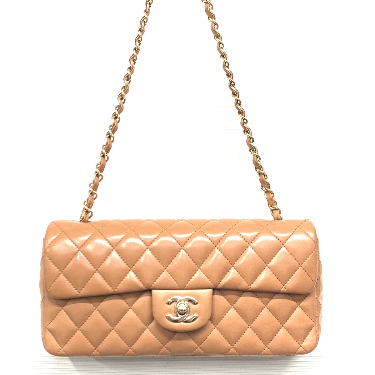 CHANEL】マトラッセダイアナラムスキンココマークキャメル