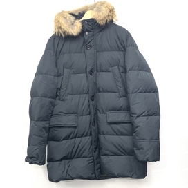 ムーレーの黒 バルビエリ コヨーテファー付き ダウンコートの買取実績です。