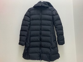 タトラスの黒 LTA16A4496 POLITEAMA  ダウンコートの買取実績です。