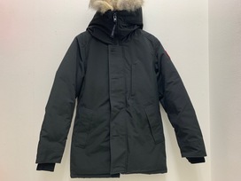 カナダグースの黒 3438JM JASPER PARKA ジャスパー コヨーテファー付 ダウンジャケットの買取実績です。