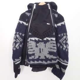 サカイの18年製 18-04087  サンダーバードモチーフ ニット切替 変形フーディの買取実績です。